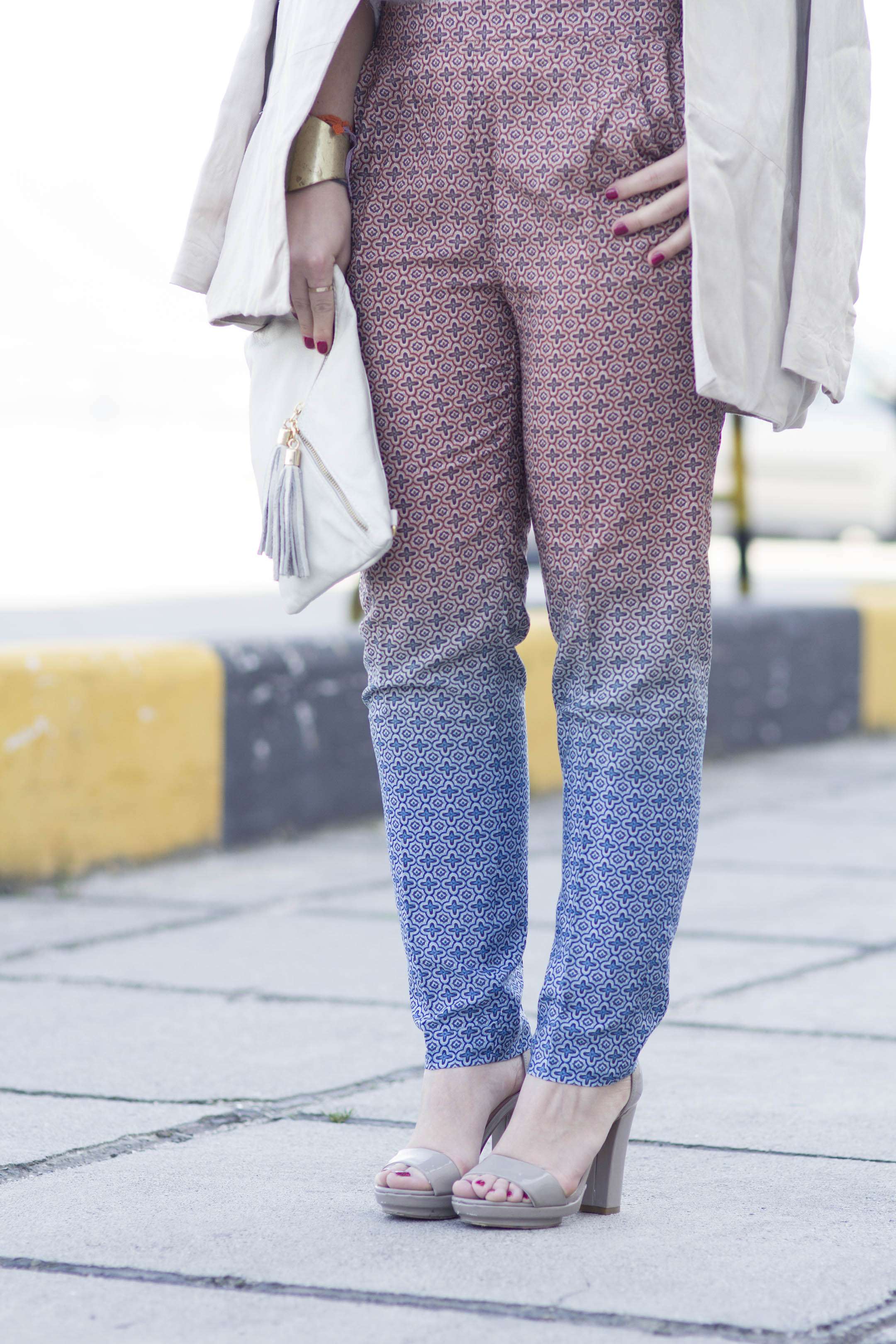 printed H&M pants outfit detail
