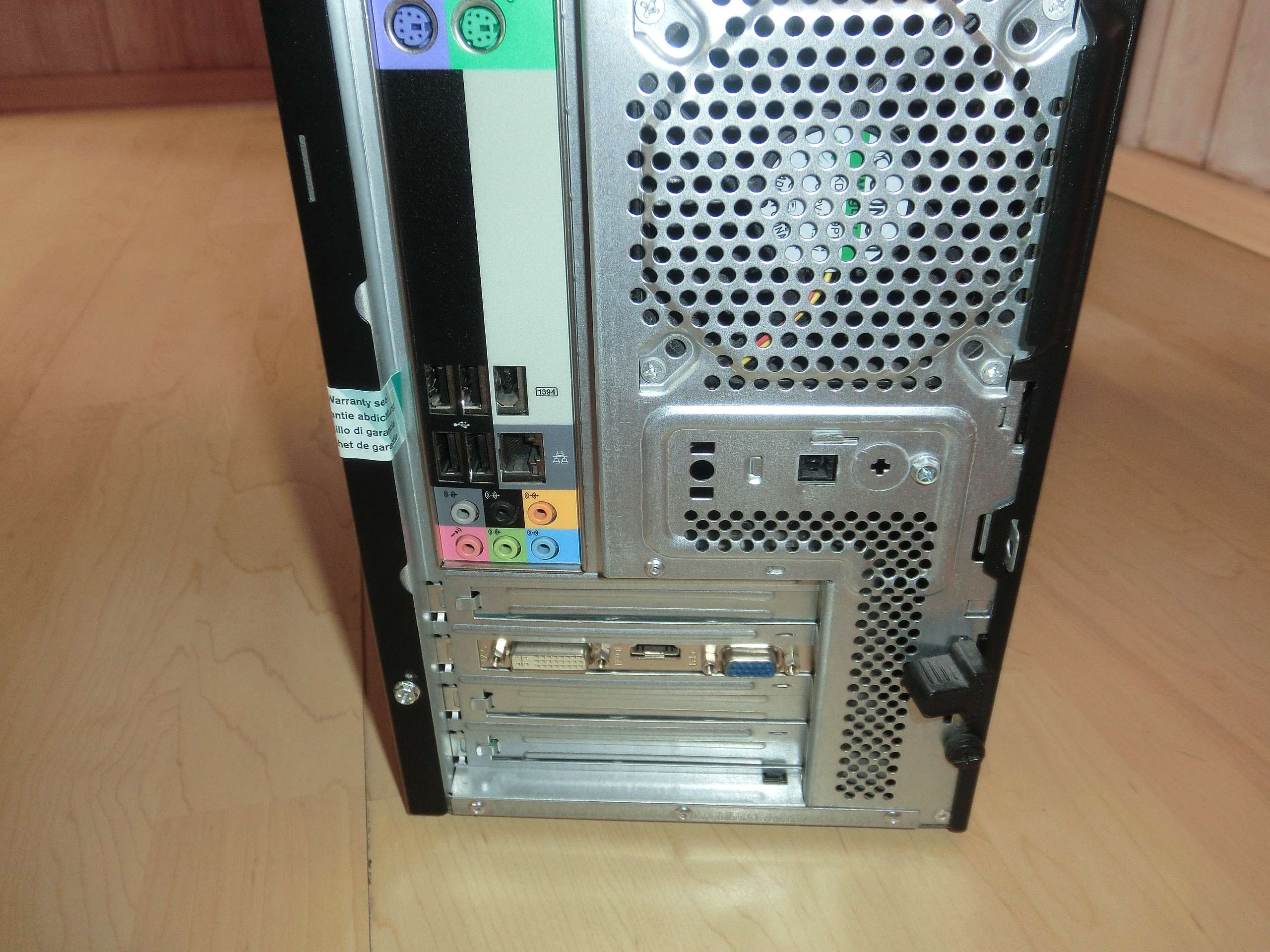 Acer Aspire M5711 Desktop PC, 1000GB HDD, 8GB RAM, Core 2 Quad, 2J